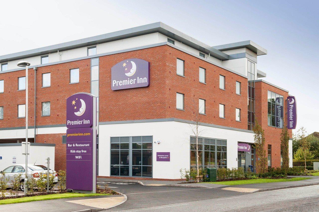 Premier Inn Флийт Екстериор снимка
