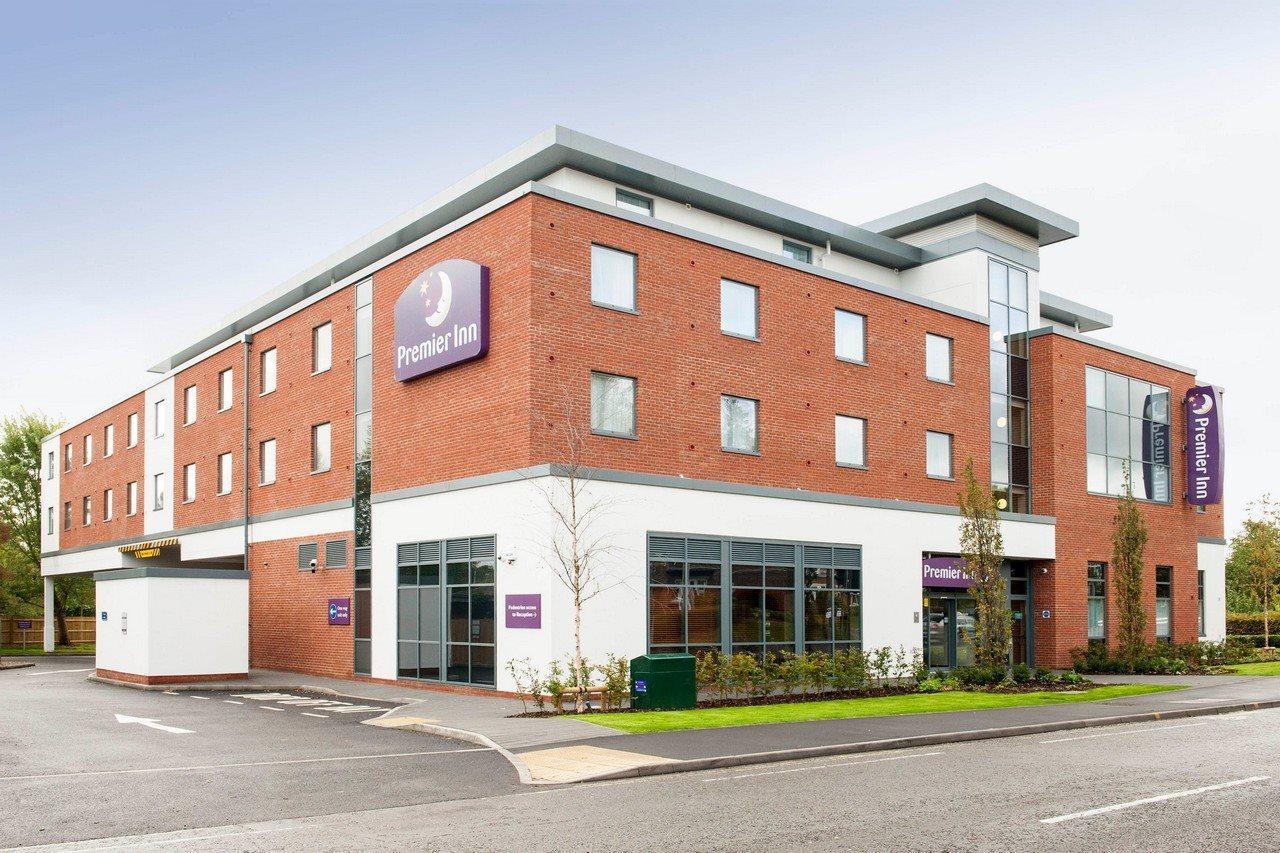 Premier Inn Флийт Екстериор снимка
